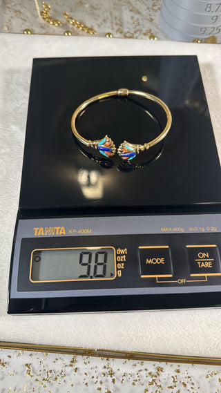 Solid 18k unique bangle