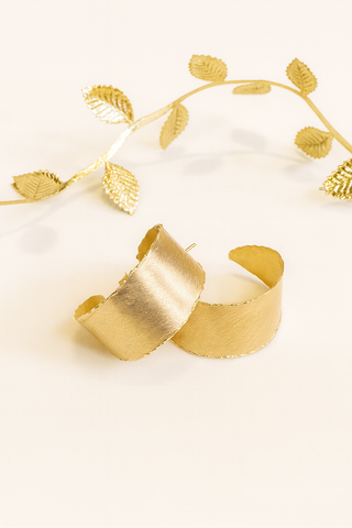 Aurelia Wide Sculpted Hoops — Solid 18K Gold Textured Statement Earrings